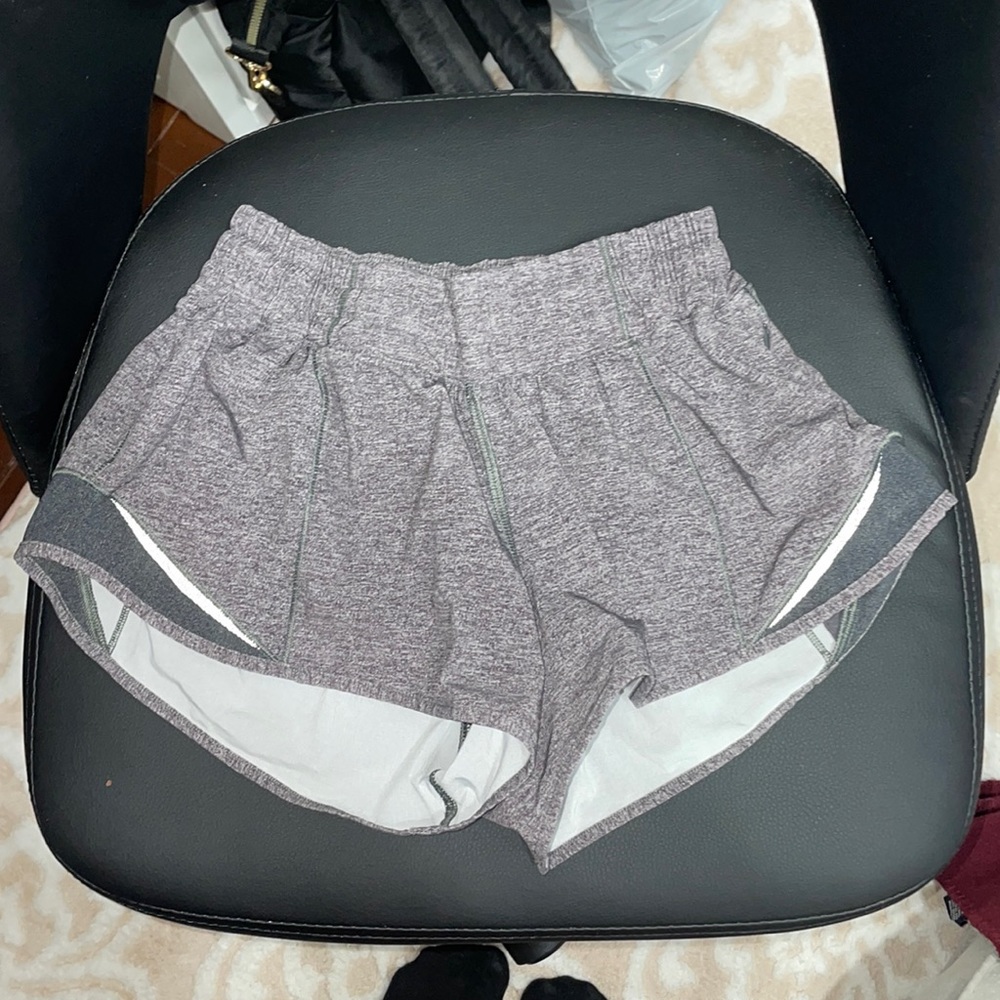grey hotty hots